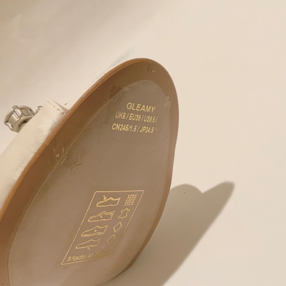 Ted Baker Gleamy Crystal Embellished White Satin Sandals Open Toe Evening Shoes - Picture 10 of 10